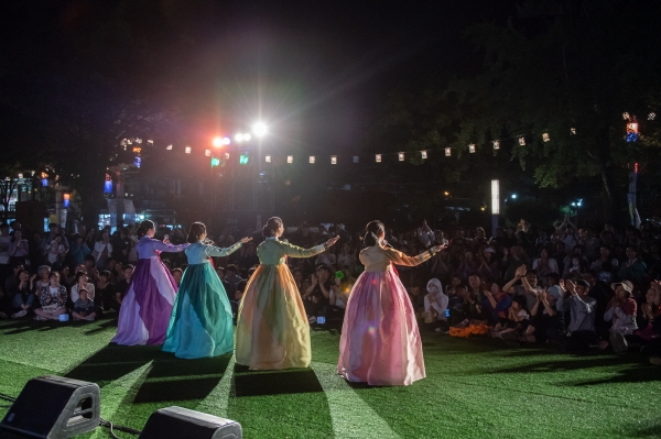 특색 있는 역사문화자원을 활용하는 야간 문화향유 프로그램인 ‘문화재 야행’(夜行)이 전북 5개 시·군에서 펼쳐진다.