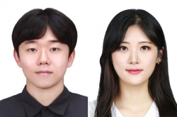 송현석, 안지영 학생(왼쪽부터)